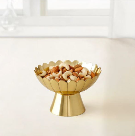 IKEA AROMATISK Decorative Bowl With Base, Stylish , Elegant Design, Decorative And Serving Bowl For Table Gold-Colour 15 cm